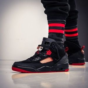 Jordan Spizike Black Gym Red